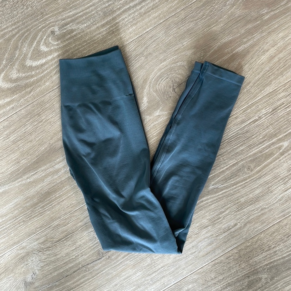 Amplify leggings!
